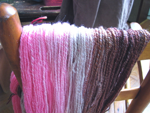 handspun Shetland yarn gradient progression dye