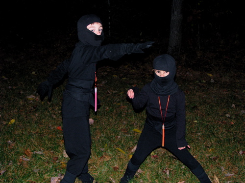 Halloween dress-up ninja costumes