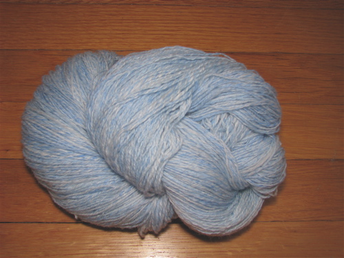 hand-spun yarn merino/silk light blue