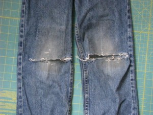 slashed knees in jeans