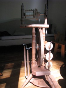 side view of Baynes spinning wheel